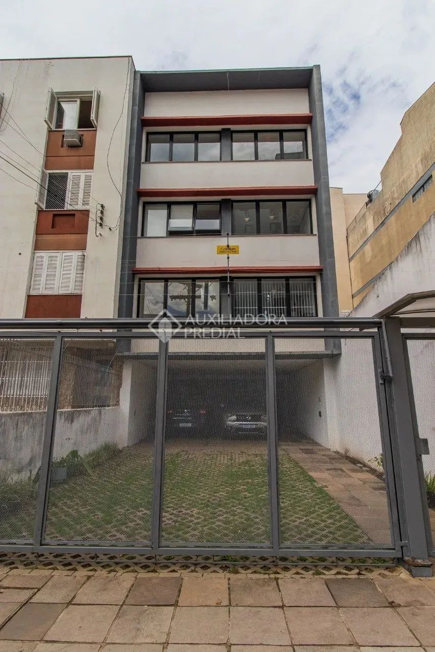 Sala comercial com terraço privativo próximo ao Shopping Praia de Belas.