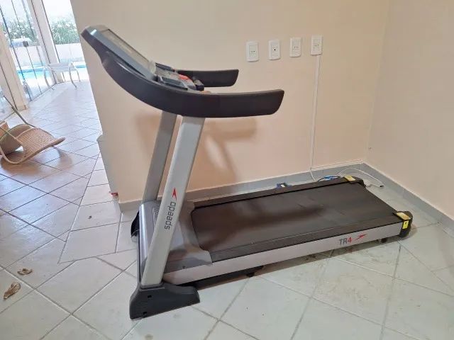 ESTEIRA ERGOMÉTRICA SPEEDO TR4 110V + TRANSFORMADOR