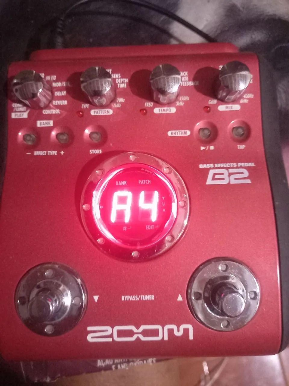 ZOOM B2-Pedaleira para baixo. - Foto 5