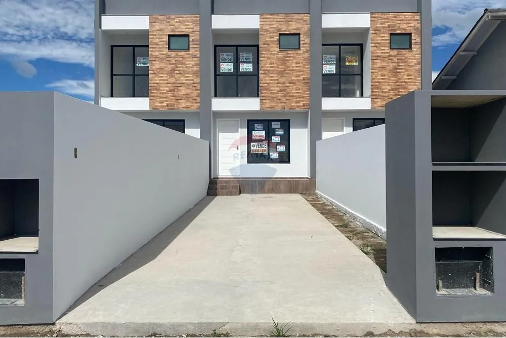 Sobrado moderno à Venda no bairro Penha.
