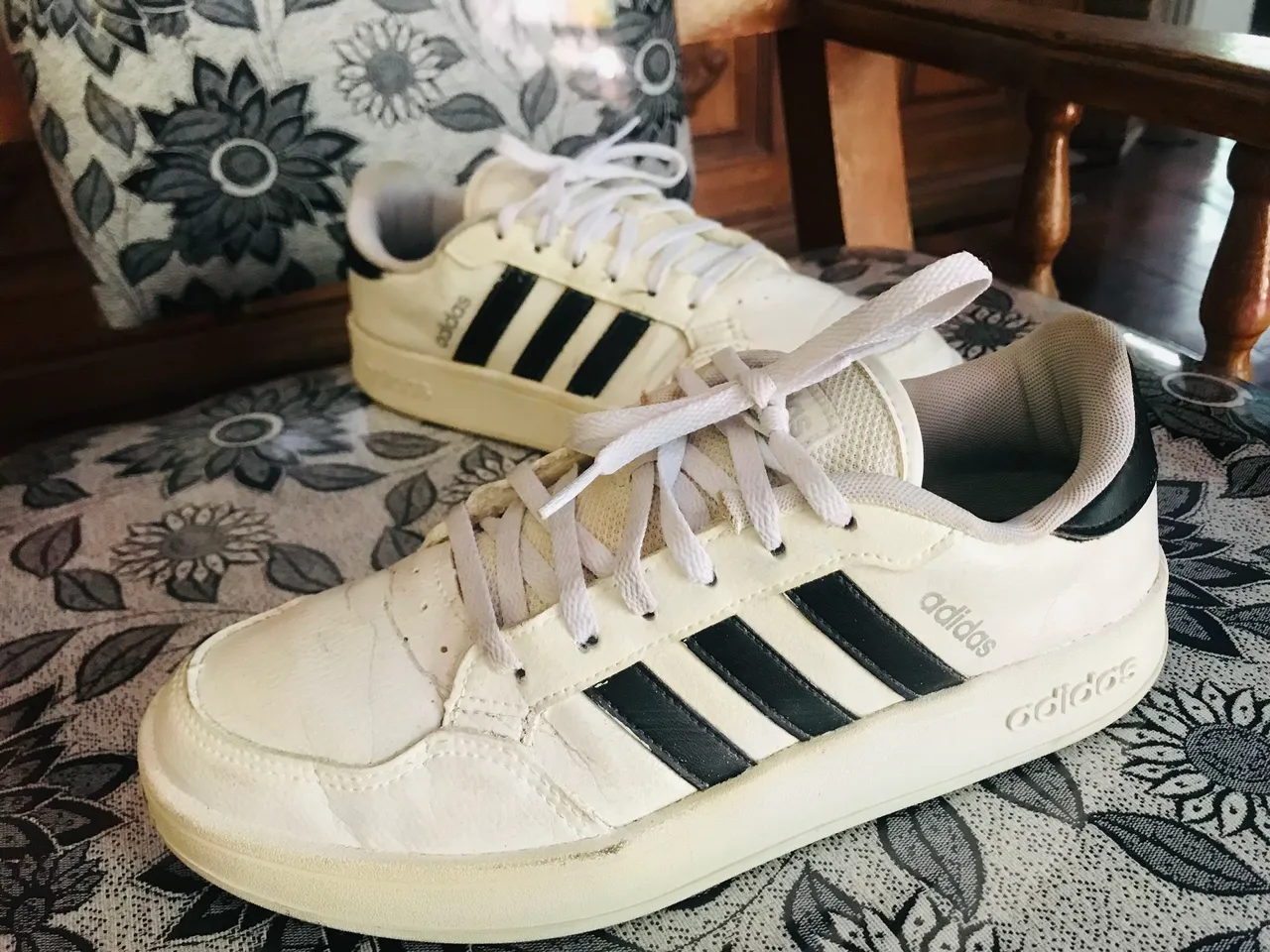 Tênis Adidas Branco 37