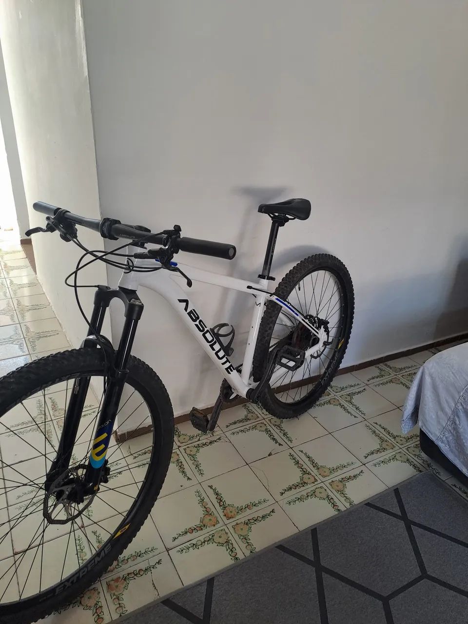 Bicicleta Absolute 12v deore