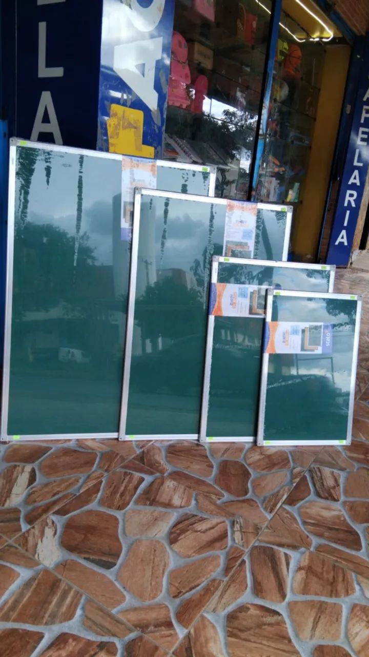 Quadros Brancos Stalo Original Cortiça Verdes e outros temos diversos quadros chama Barato - Foto 3