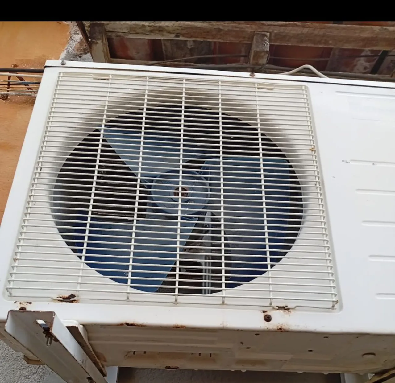 VENDO AR-CONDICIONADO 9 BTUS