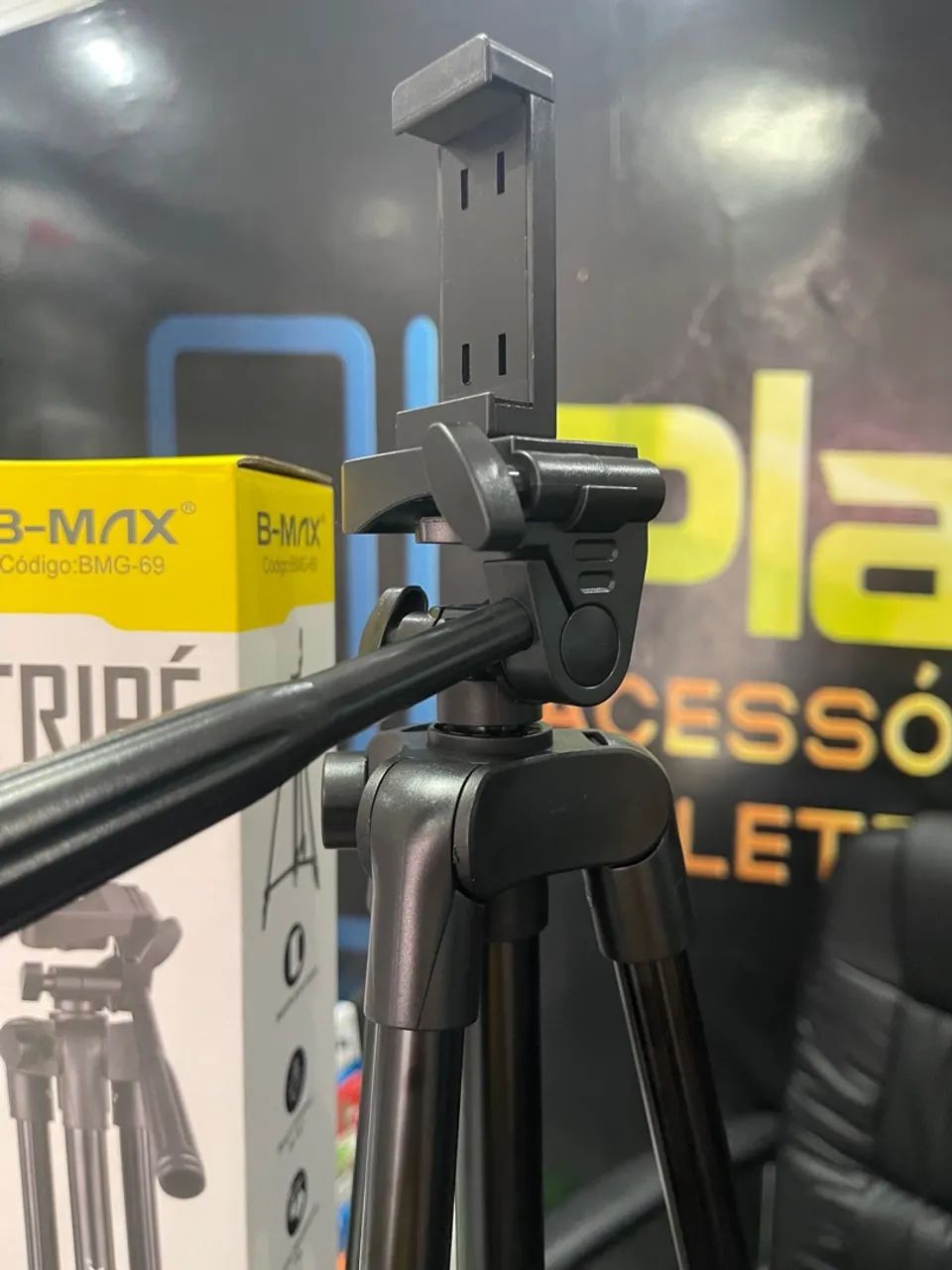 Tripé Profissional B-MAX BMG-69 1.30m - Fazemos Entregas  - Foto 2
