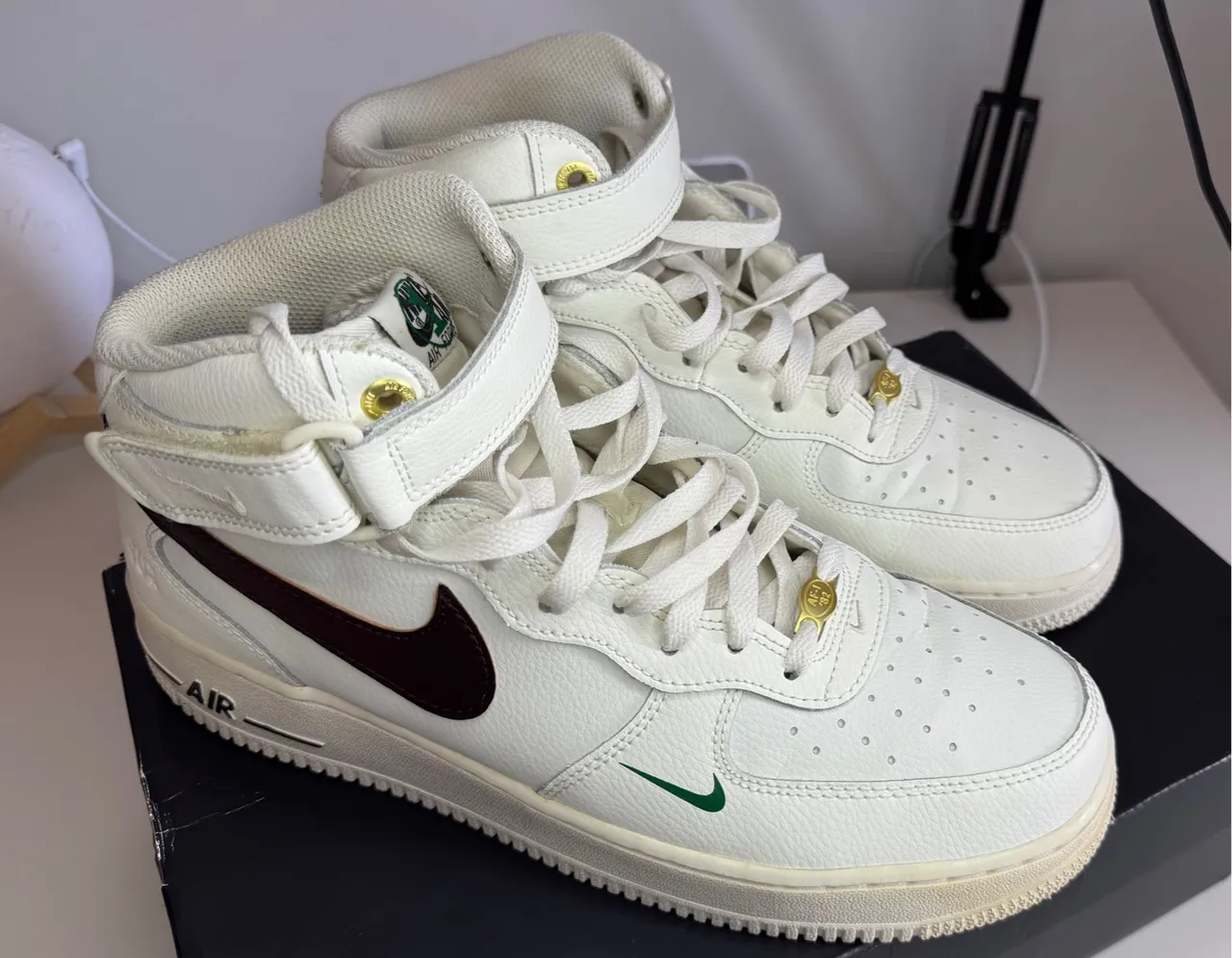 Tênis Nike Air Force 1 Mid '07 LV8 Masculino