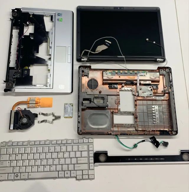 Notebook Toshiba M205 S7453 - Peças