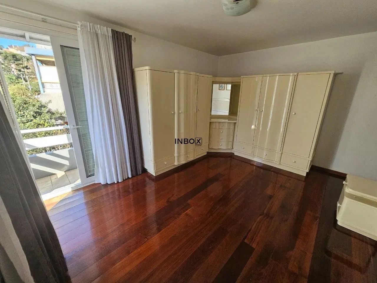 INBOX CIA IMOBILIÁRIA VENDE LINDA CASA COM 03 QUARTOS E 230, 94M² PRIVATIVOS NO BAIRRO BOR - Foto 5