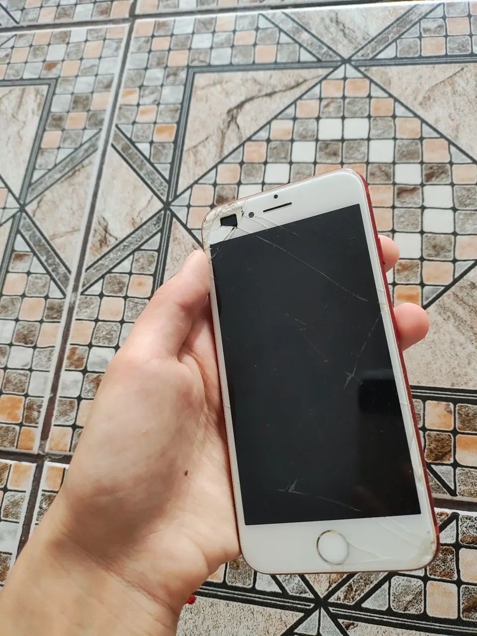 iPhone 7 Vermelho (RED) para retirada de peças  - Foto 2