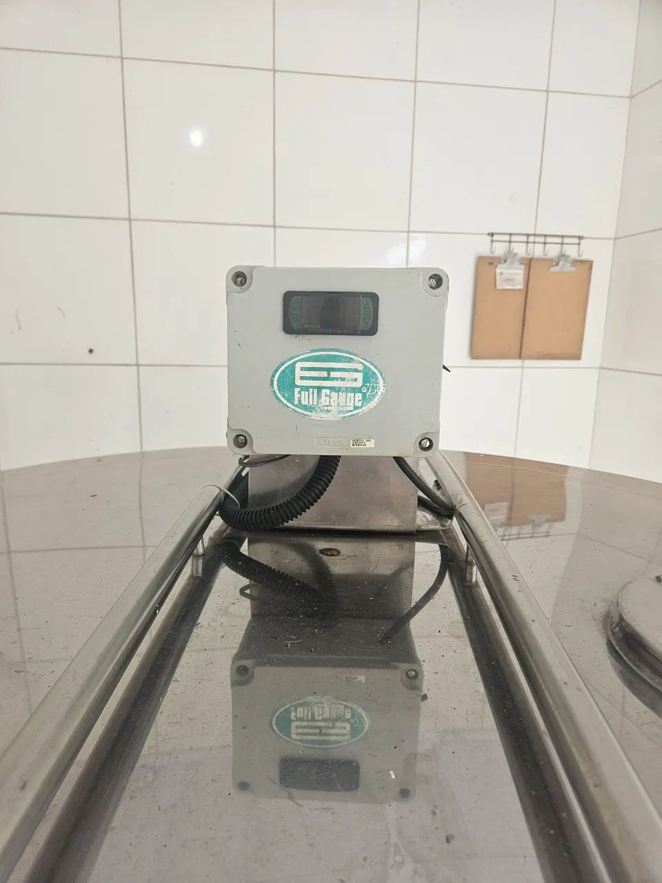 URGENTE! Tanque resfriador de leite - 1000 litros. Impecável! - Foto 3