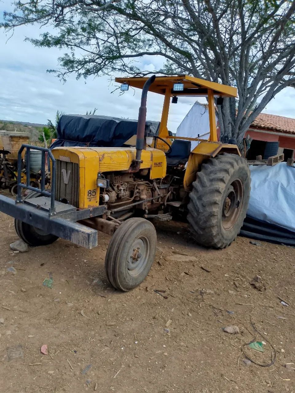 Trator  - Foto 2