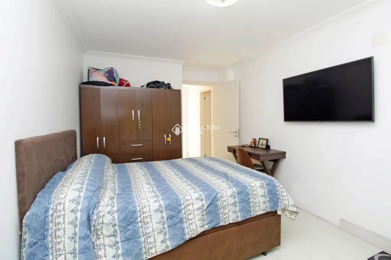Apartamento com 87 m² de área privativa e com 2 vagas de garagem separadas - Foto 2