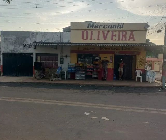 Vendo ponto comercial e casa - Foto 2