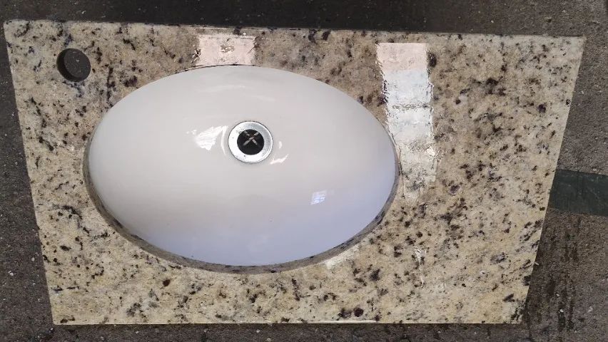 Pia em Granito para banheiro 