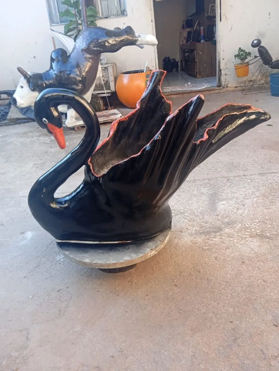 Vaso de planta em formato de cisne