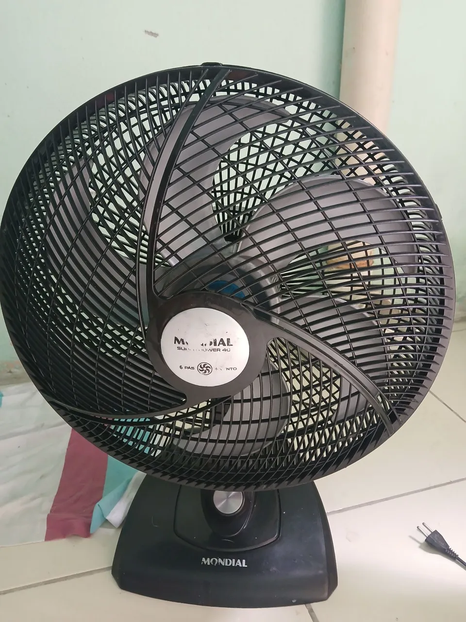 Ventilador de Mesa Mondial 40cm - Super Power