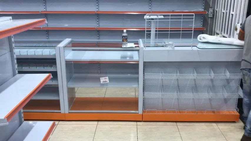 gôndola  de farmácia  com balção - Foto 3