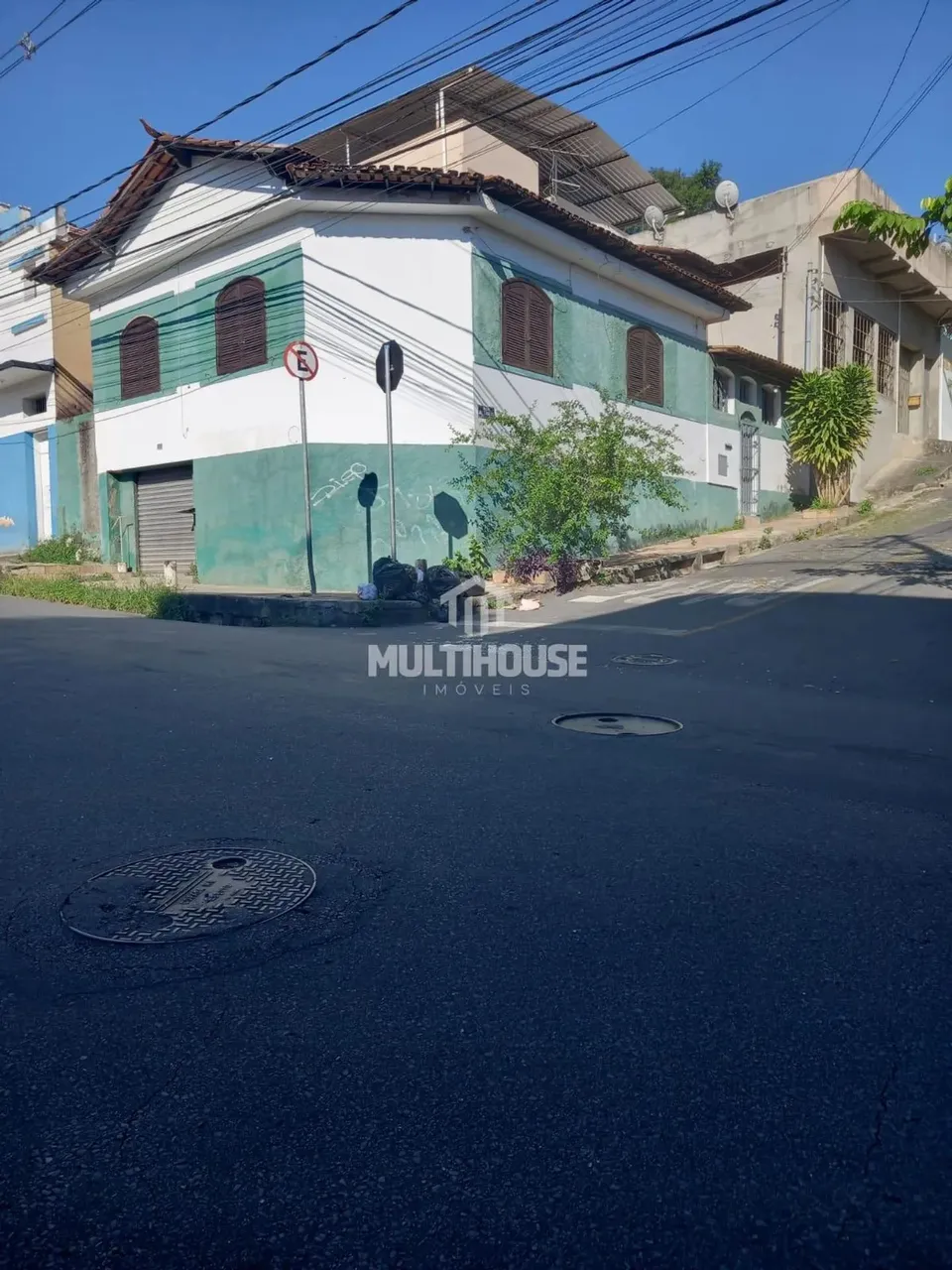 Casa para locação de 3 quartos no bairro São Francisco, BELO HORIZONTE - MG