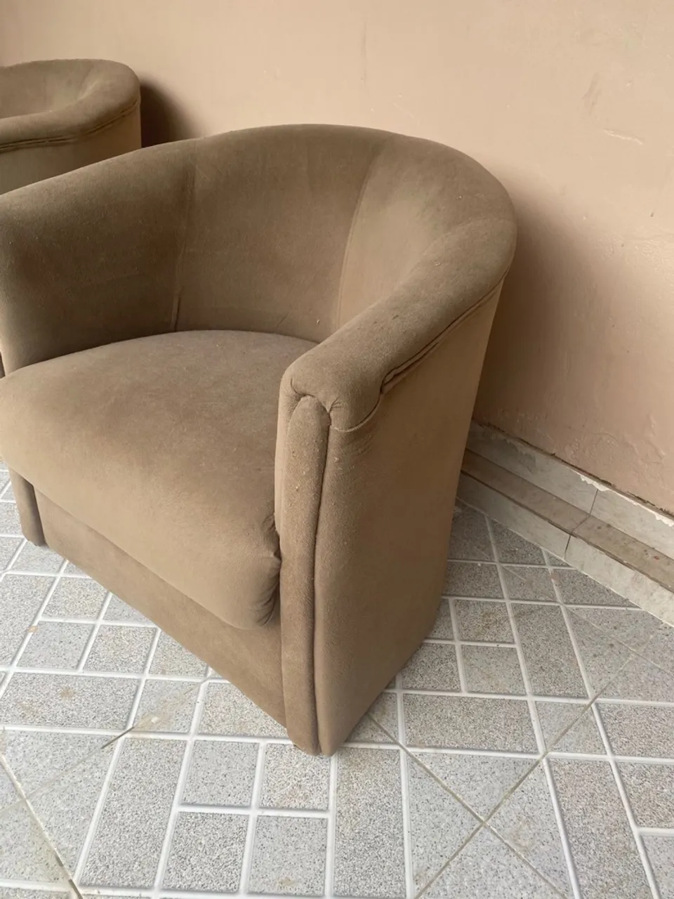 Poltrona Confortável em Tecido Aconchegante