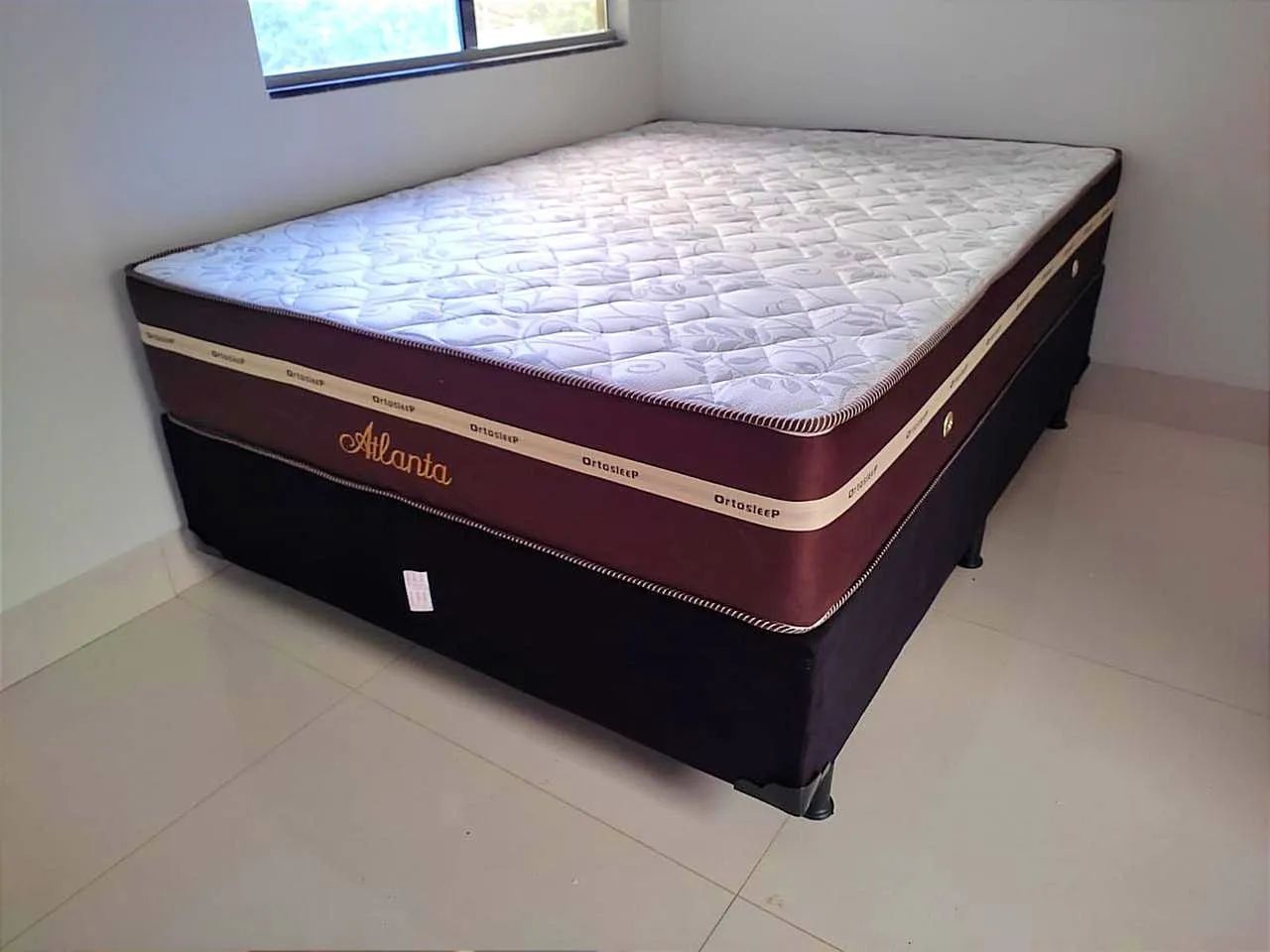 Cama box casal com colchão Atlanta firme