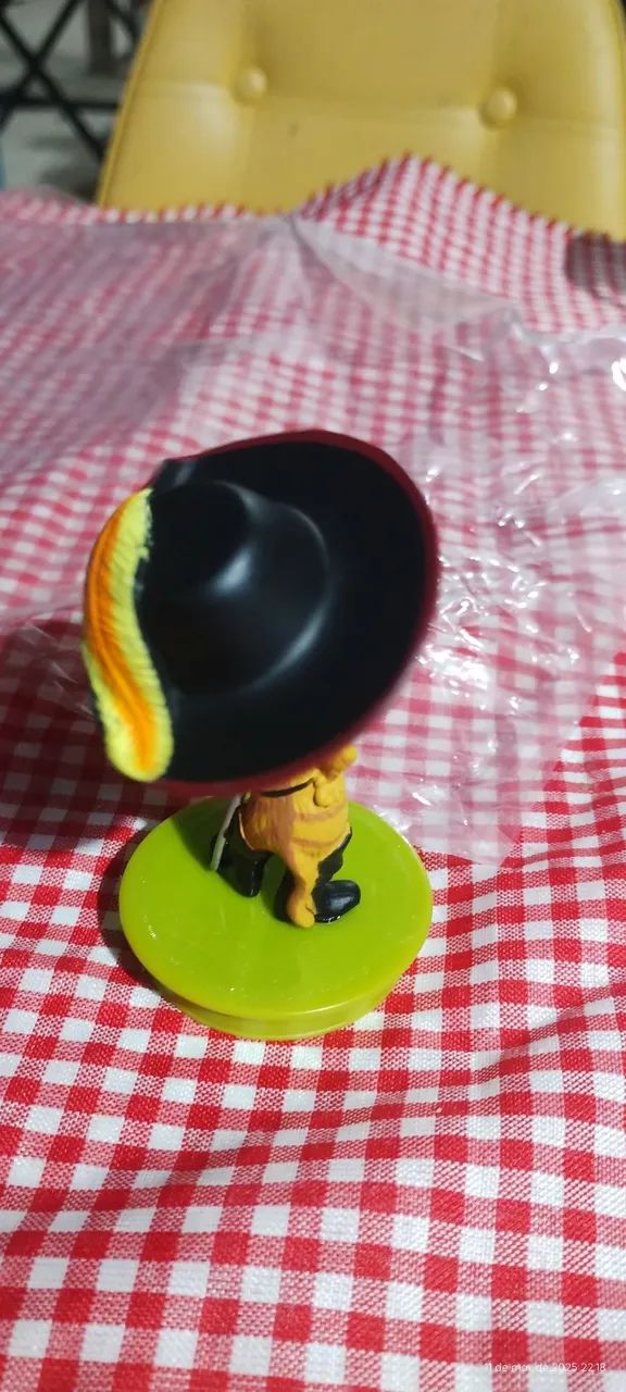 MINIATURA BONECO GATO DE BOTAS  - Foto 3