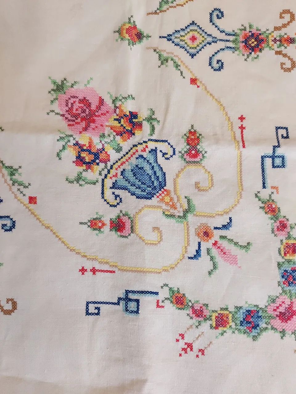 Jogo de Toalha de Mesa Bordadas . - Foto 3