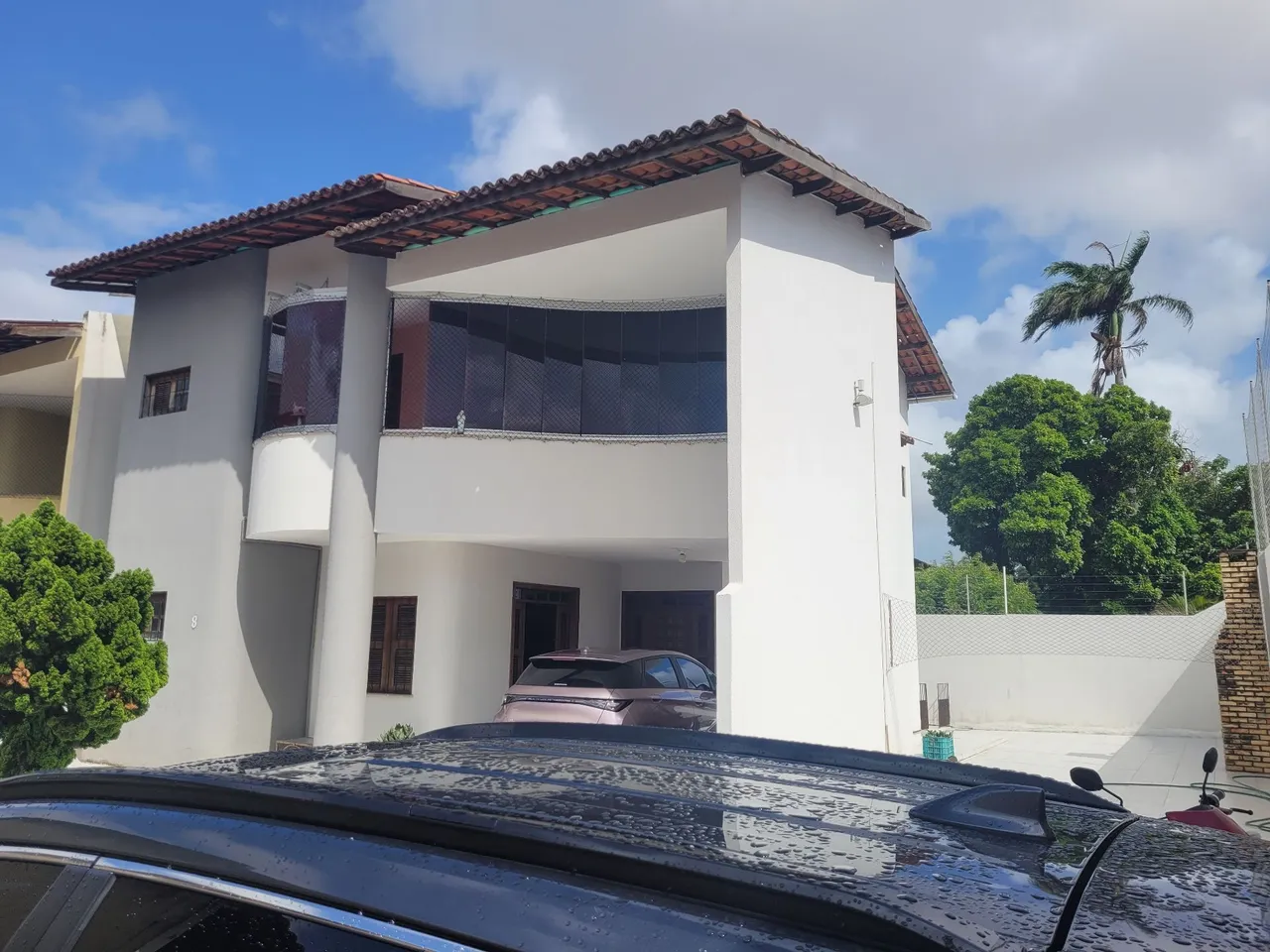 Vendo casa com 5 suítes e 265m² em condomínio no Lago Jacarai