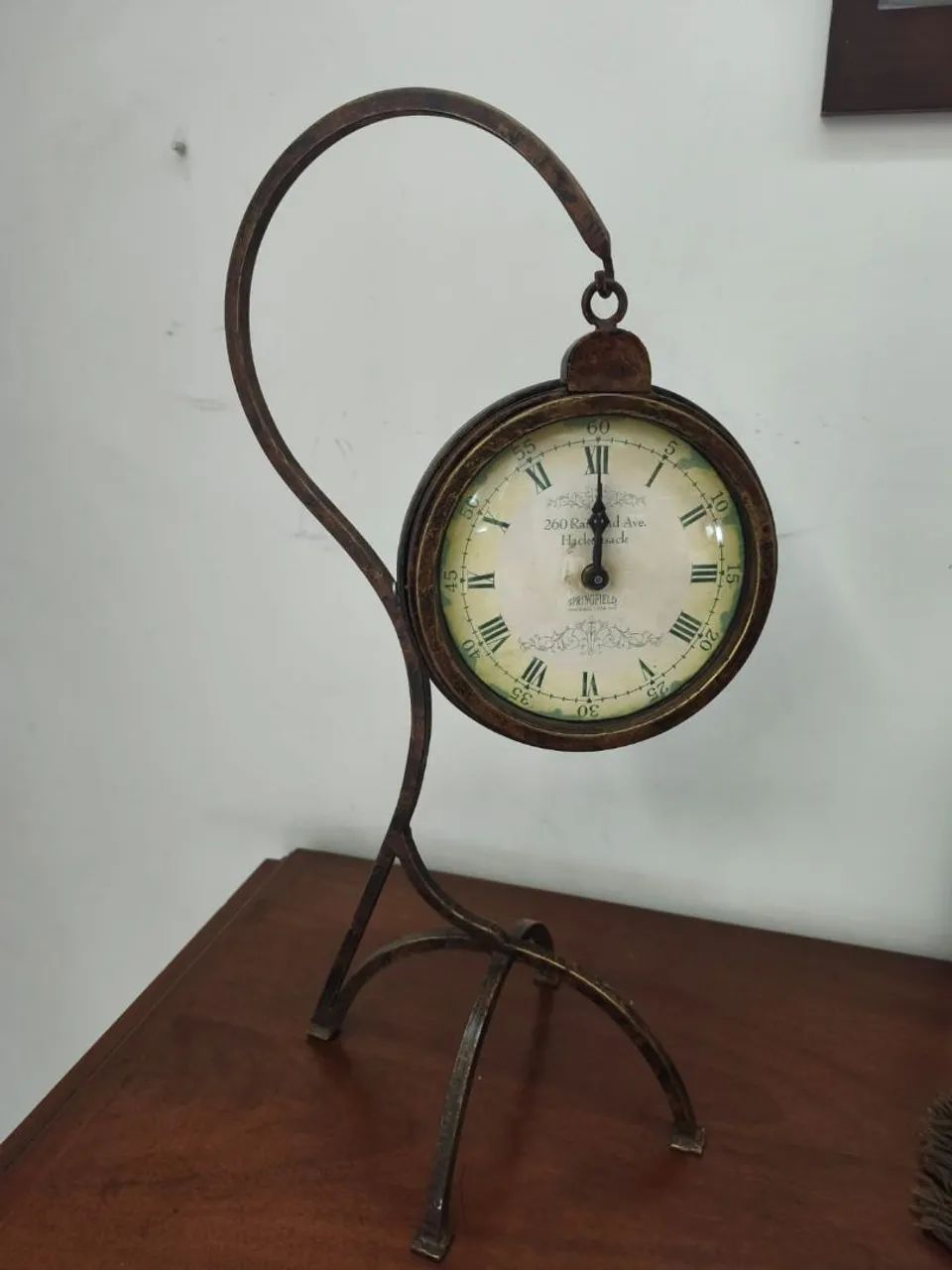 Relógio de Mesa Decorativo Estilo Vintage