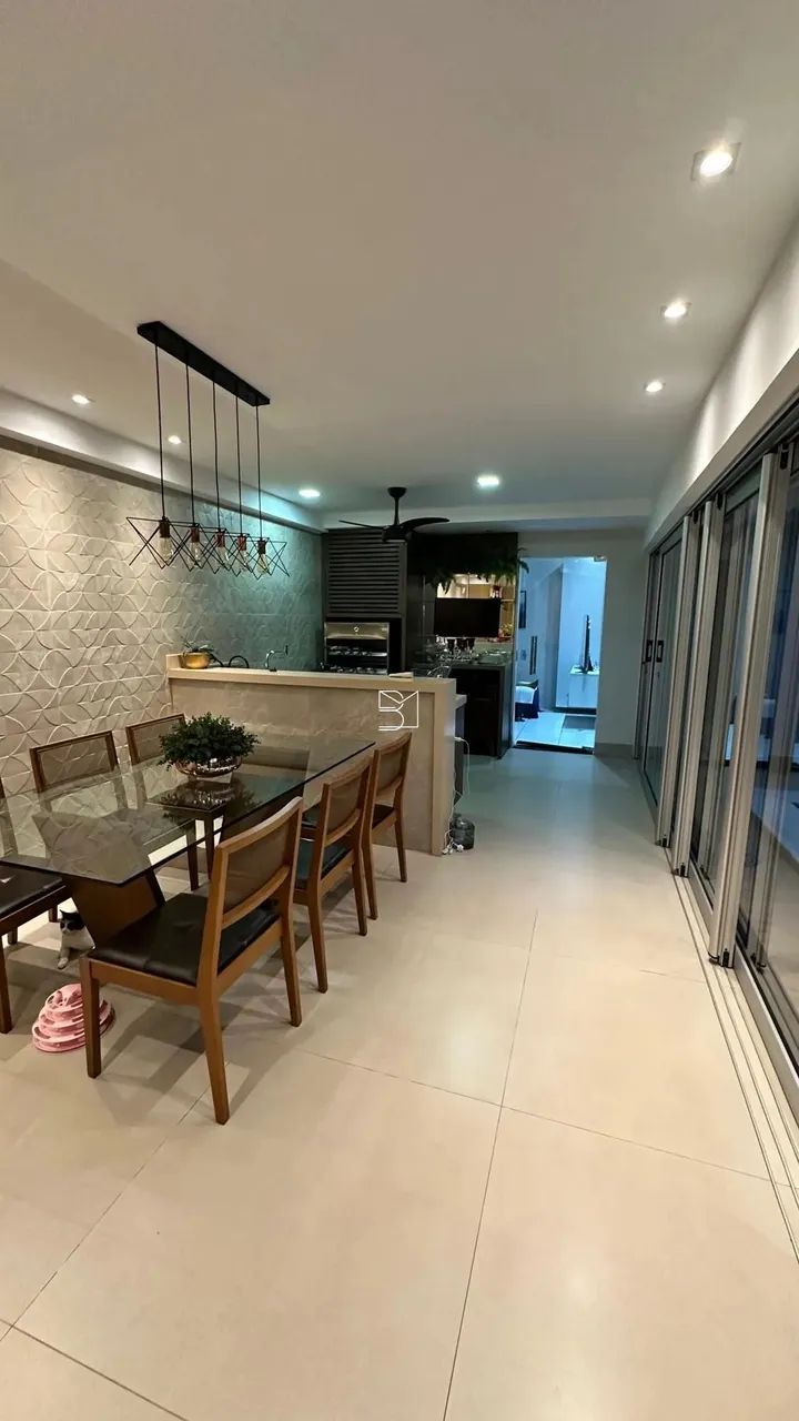 Casa Sobrado Condominio Flores do Cerrado, 3 Suites, 1 Piscina Moveis Planejados