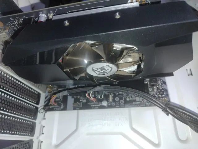 Placa de Vídeo GTX 750 2 GB