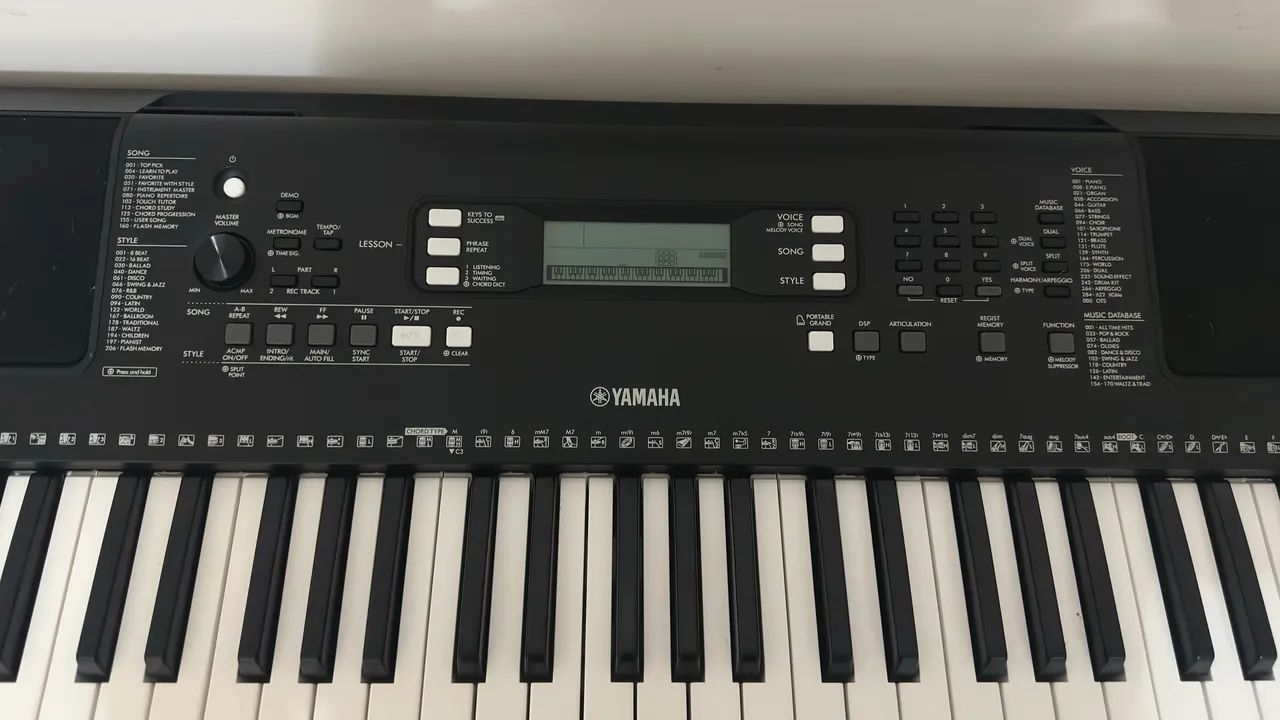Teclado Yamara PSR-E373 - Foto 5
