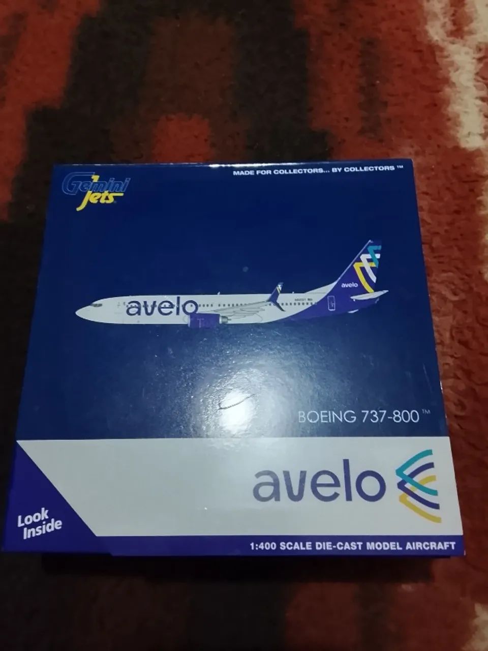 Miniatura De Avião Gemini Jets Avelo Boeing 737 800