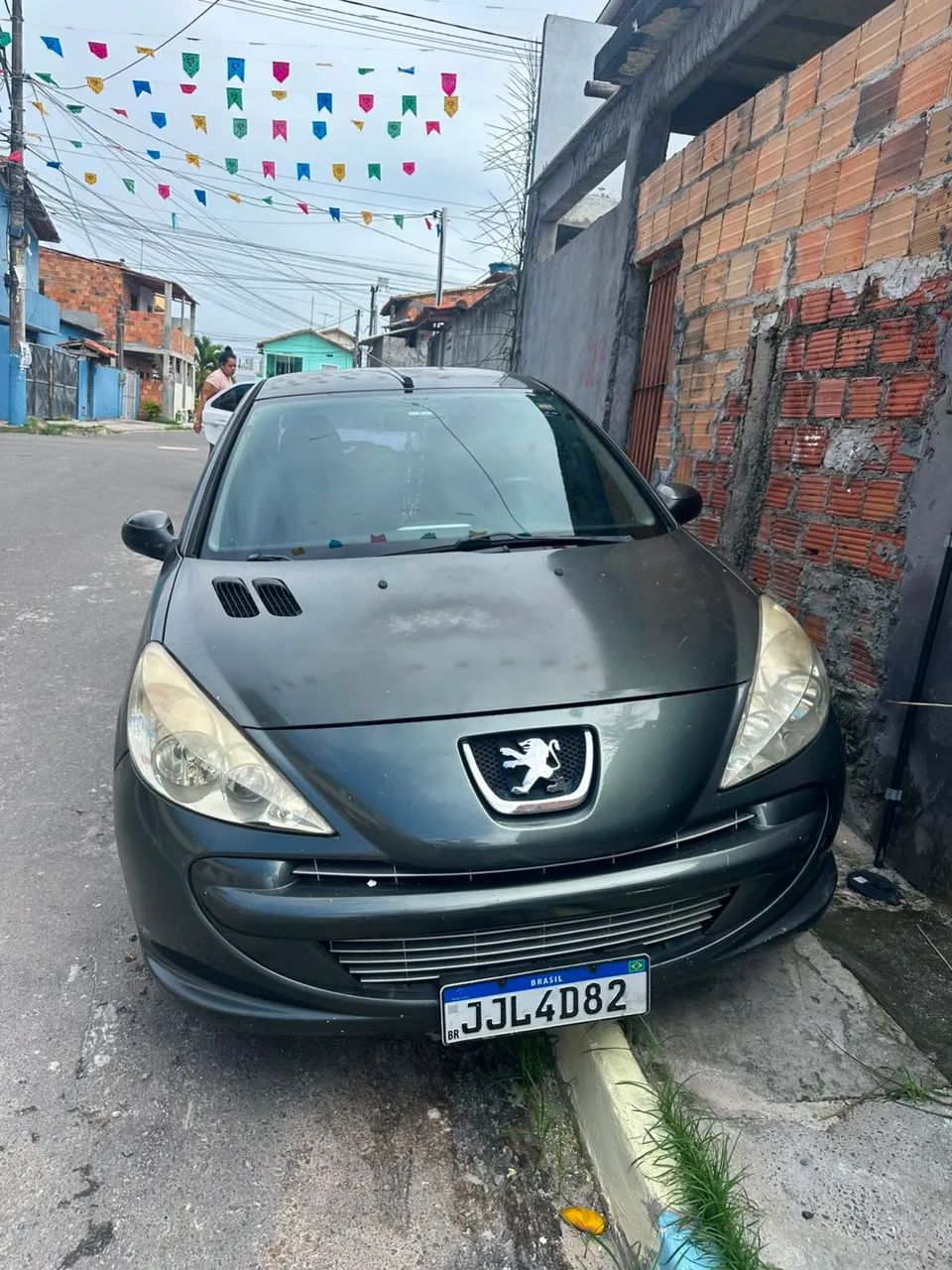 Peugeot 207 207 XR 1.4 FLEX 8V 5P 2012