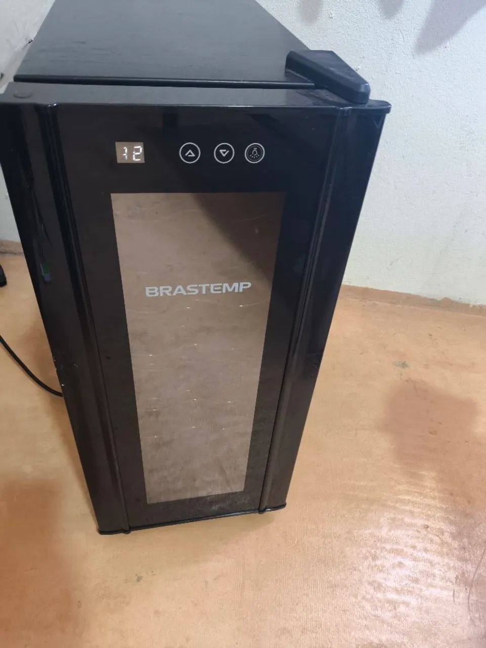 Adega Brastemp para 12 Garrafas