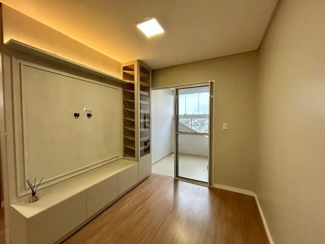 Apartamento lindo com 02 quartos, móveis, pertinho do Shopping