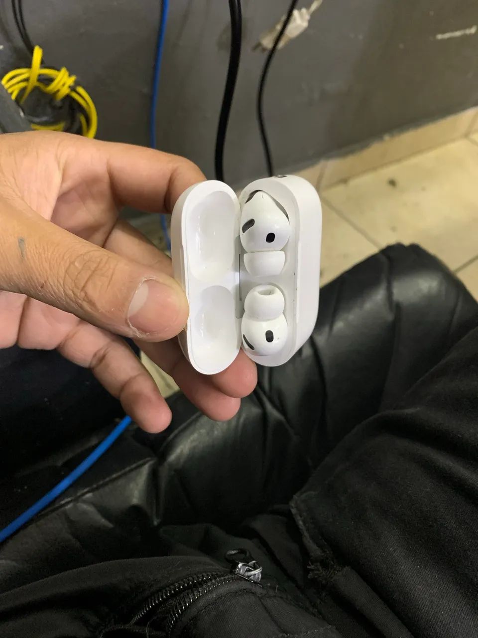 Air pods pro 3  1100$ - Foto 3