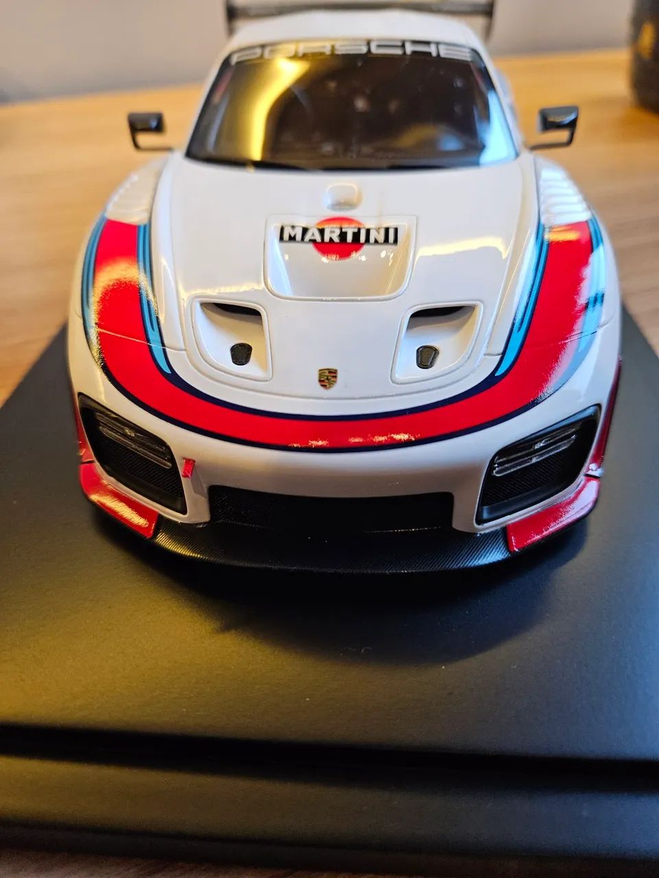Porsche 935 GT2 1/18 - Spark - Foto 4