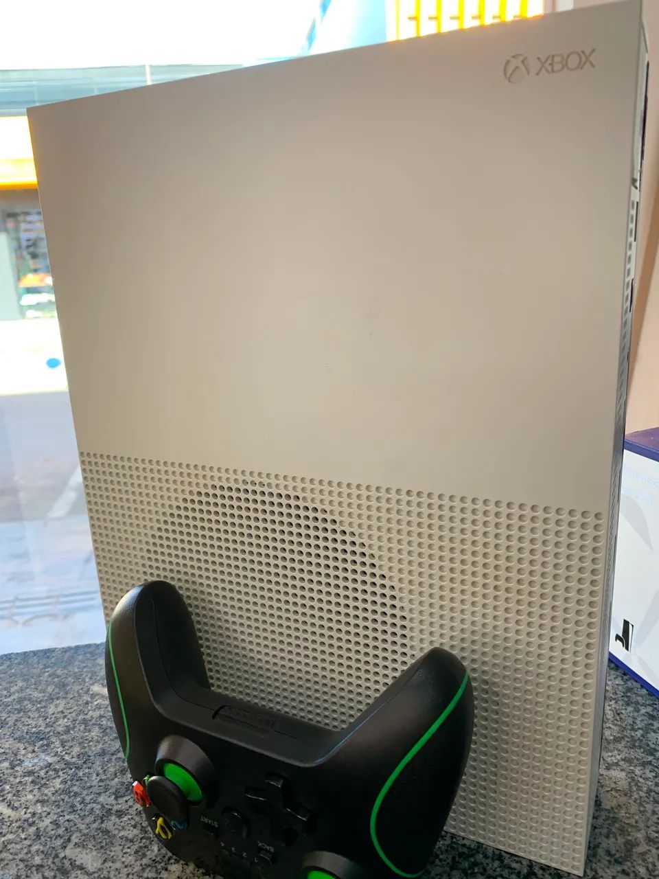 Xbox one s de 1 tera - Foto 3