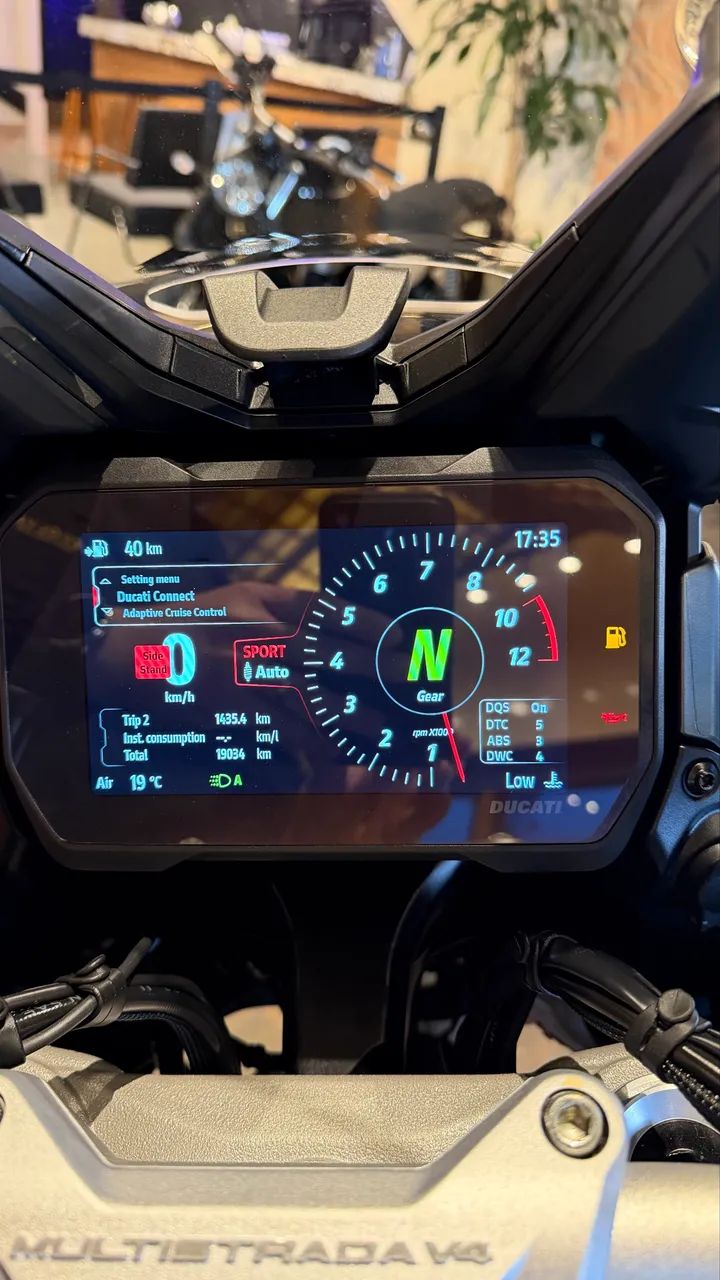 DUCATI MULTISTRADA V4 S 2023 - Foto 2