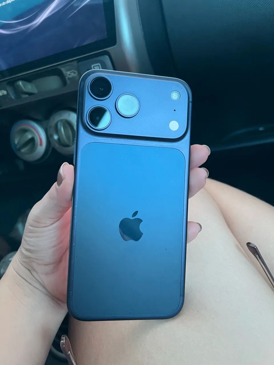 iPhone 17 pro max