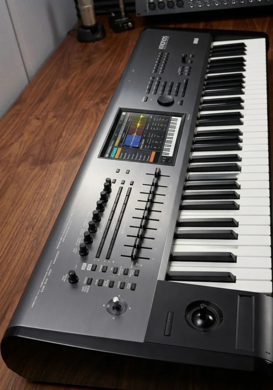Korg Kronos 2 