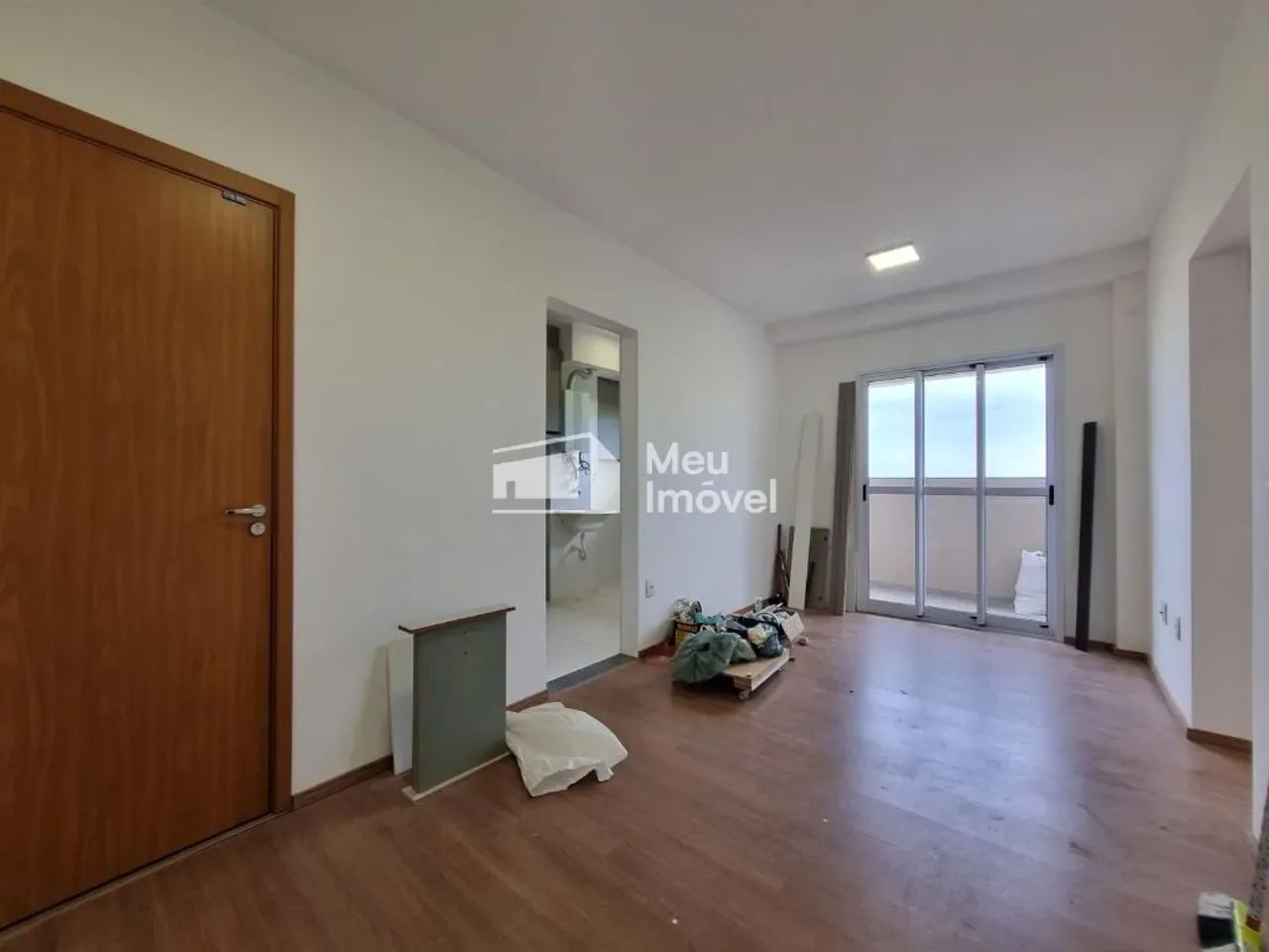 BRA22323 - Apartamento com Sacada 2 Dormitórios sendo 1 Suíte Condomínio Jardins do Parate - Foto 6