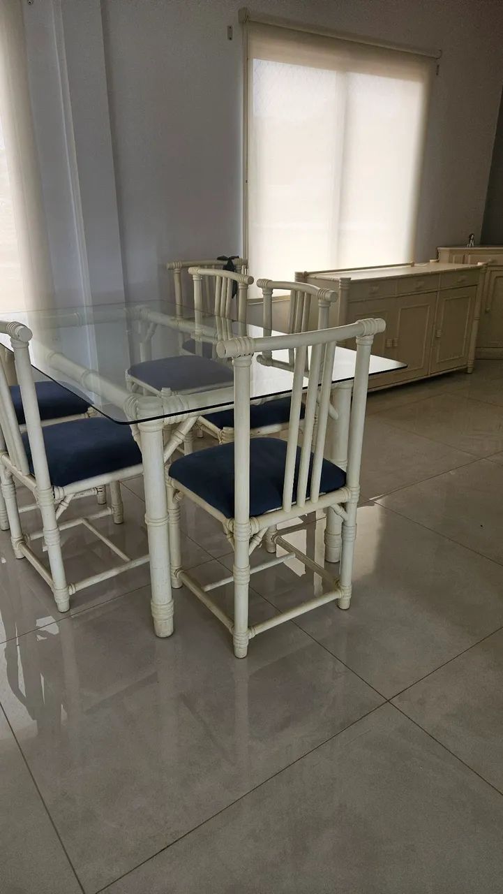 Mesa de jantar 6 cadeiras