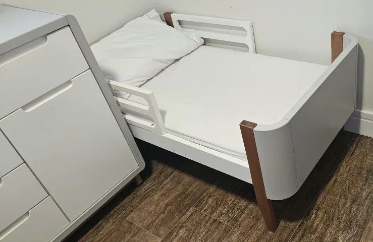 Kit quarto bebê cômoda e berço Evolutivo BO 3em 1