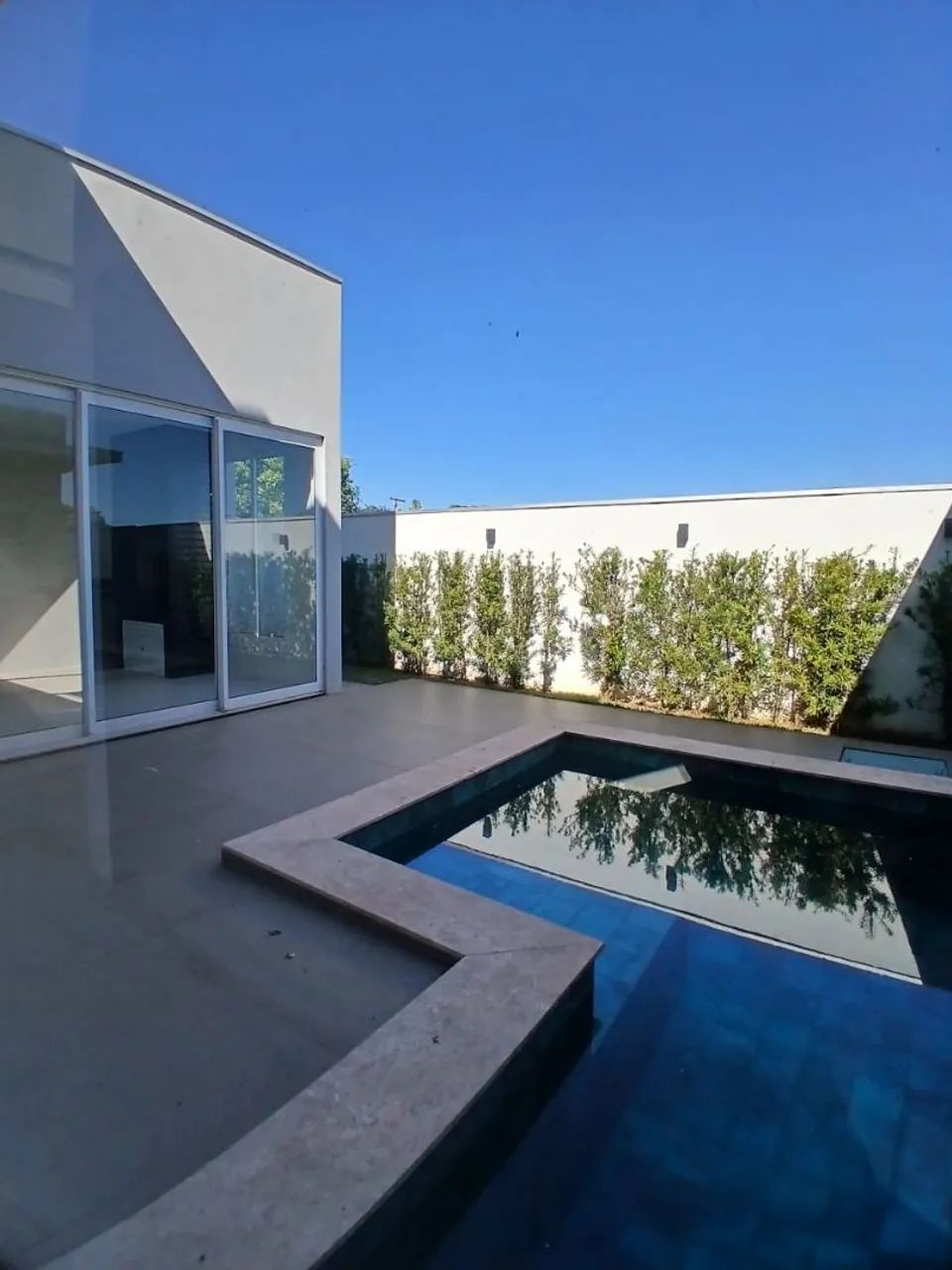 Vende-se Casa térrea com 3 suítes no Florais dos Lagos em Cuiabá  - Foto 4