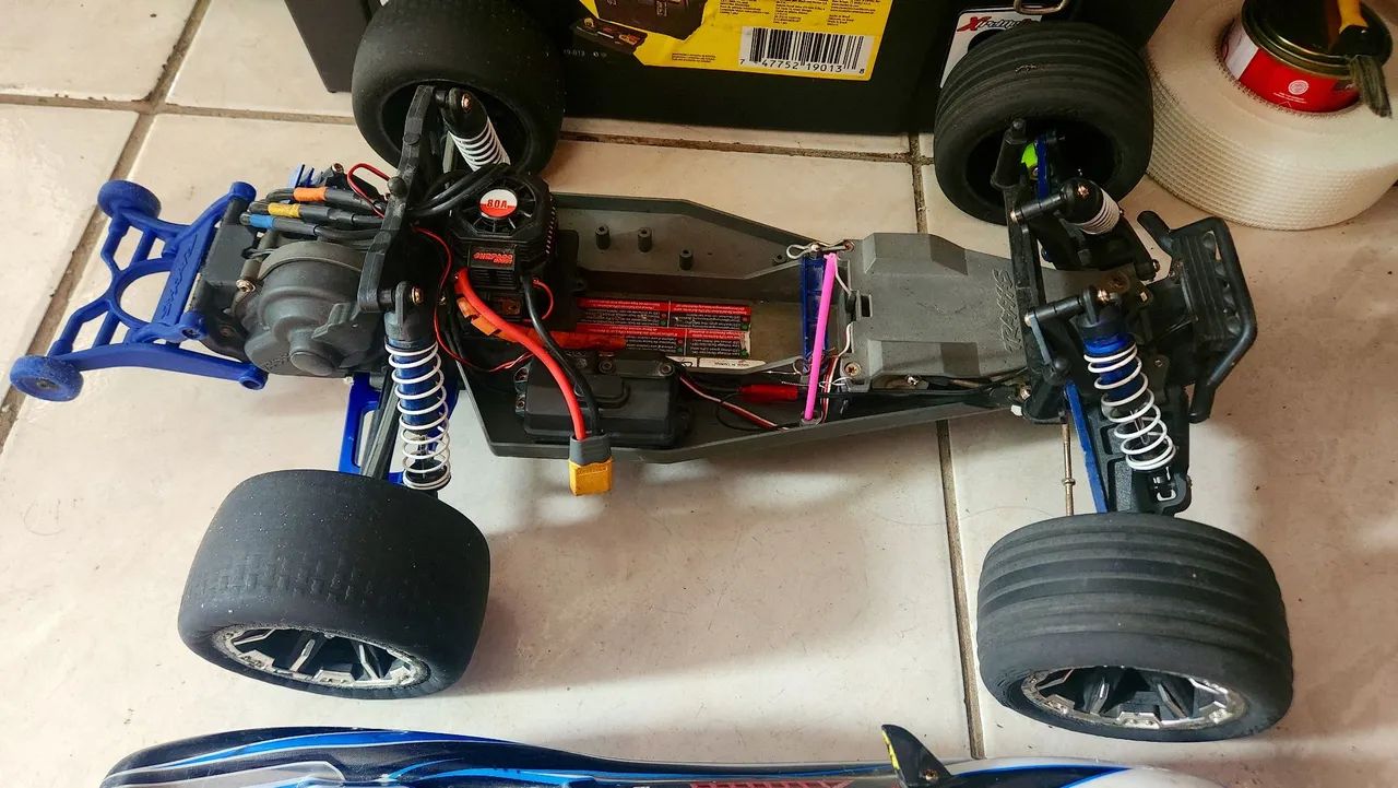 Automodelo Traxxas Rustler 2wd 3s - Foto 2