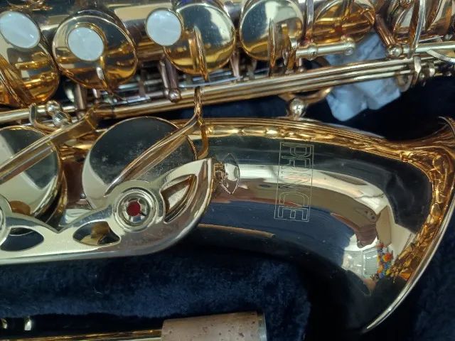 Saxofone  alto marca Prince - Foto 5