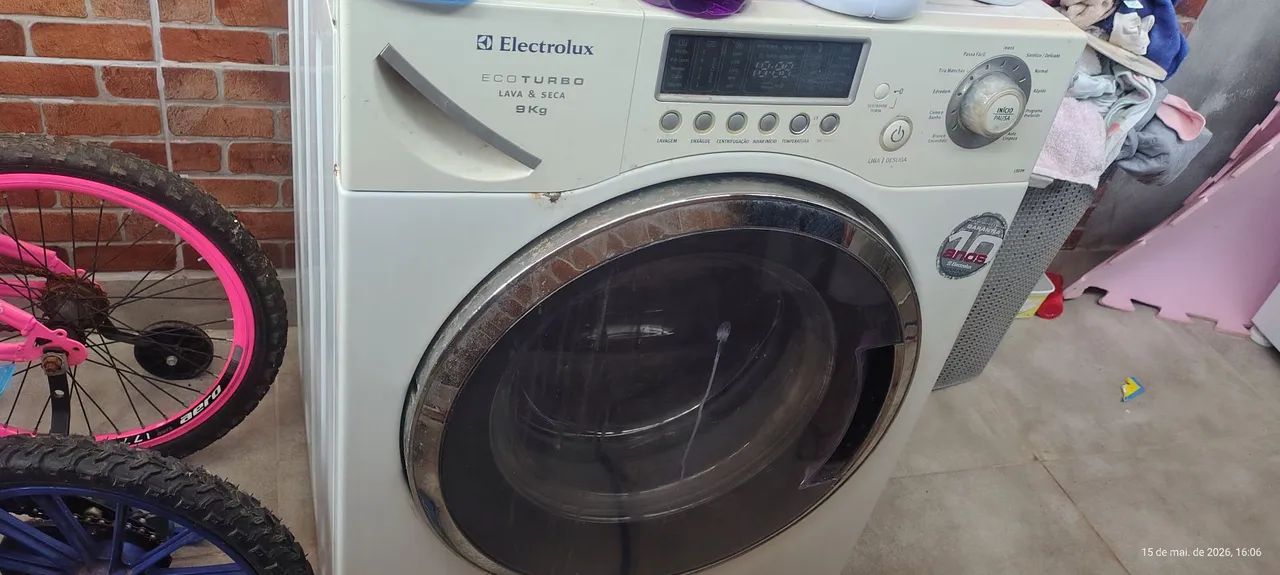 Vendo lava e seca funcionando 