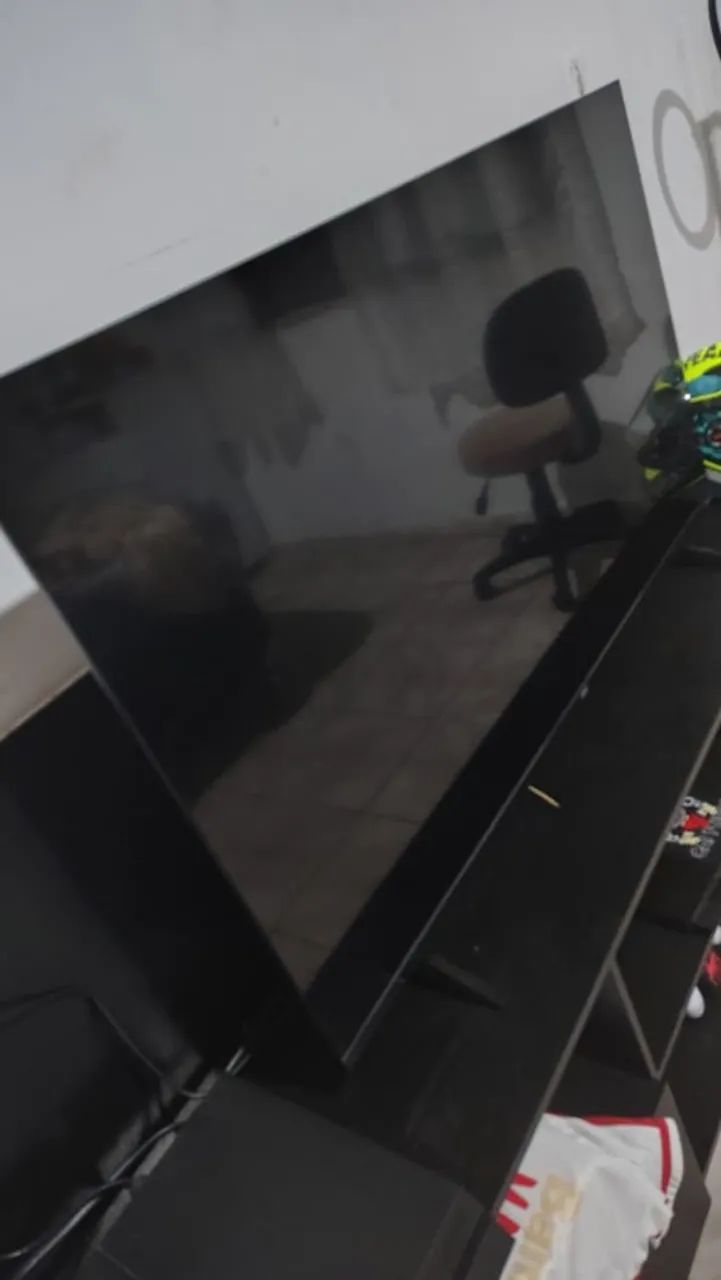 Smart tv 50 polegadas 4 meses de uso 