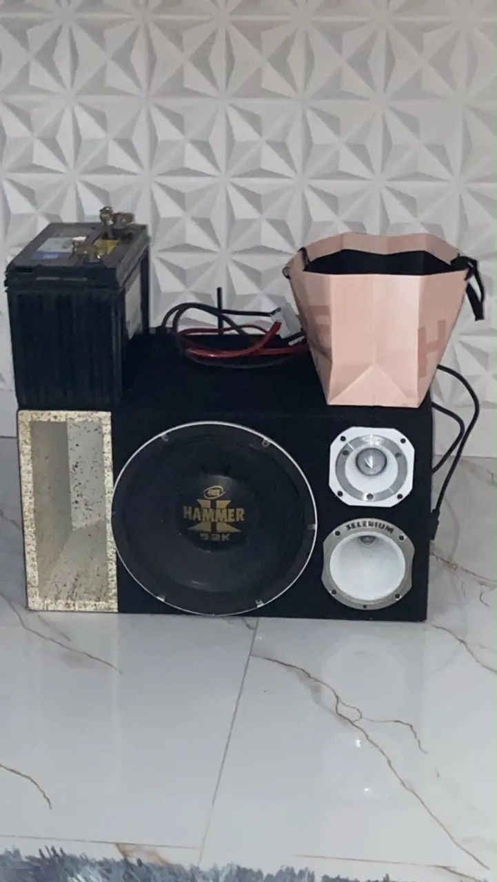 Vendo trio de som 